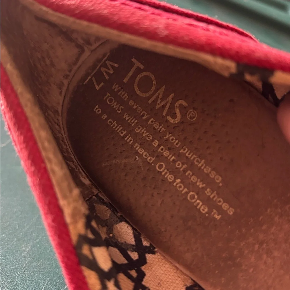 Red wedged TOMS with peekaboo toes